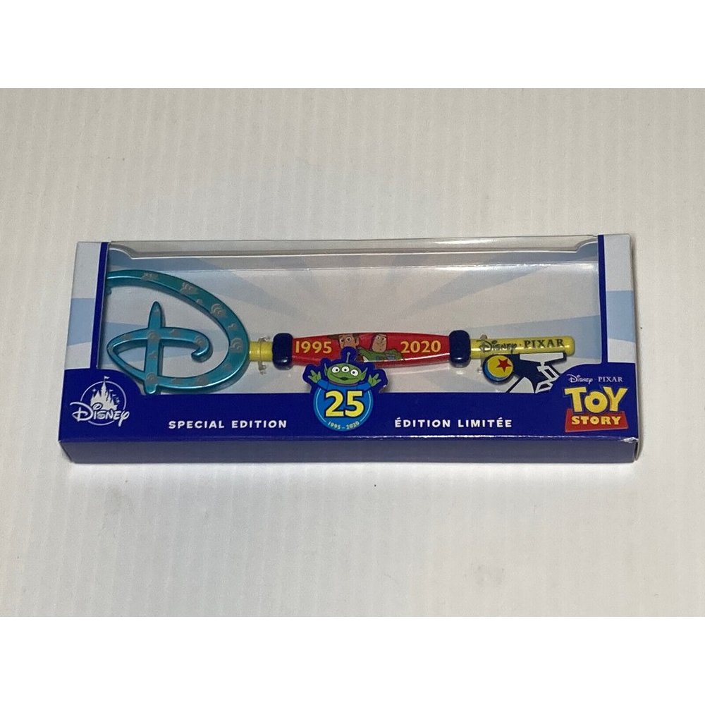 NEW Toy Story 25th Anniversary Collectible Key Special Edition Woody Buzz Light